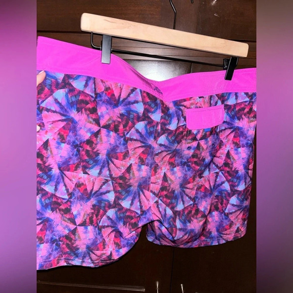 PrAna Printed Makenna Board Shorts Purple Swim Shorts Vacation Beach Summer XL - Picture 4 of 5
